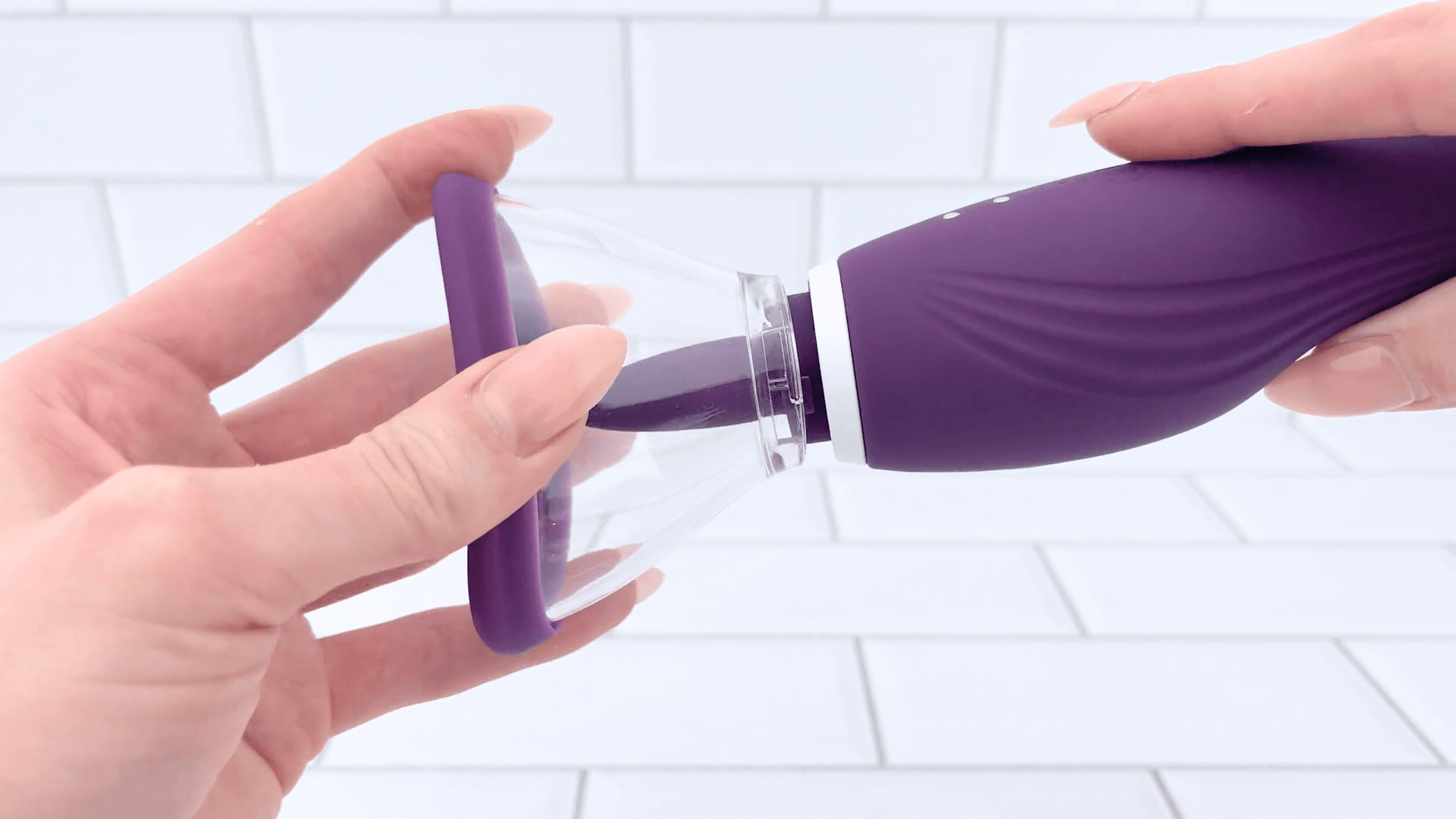 Ultimate Tongue Licker - Powerful Dual-Ended Vibrator & Sucking Tongue!