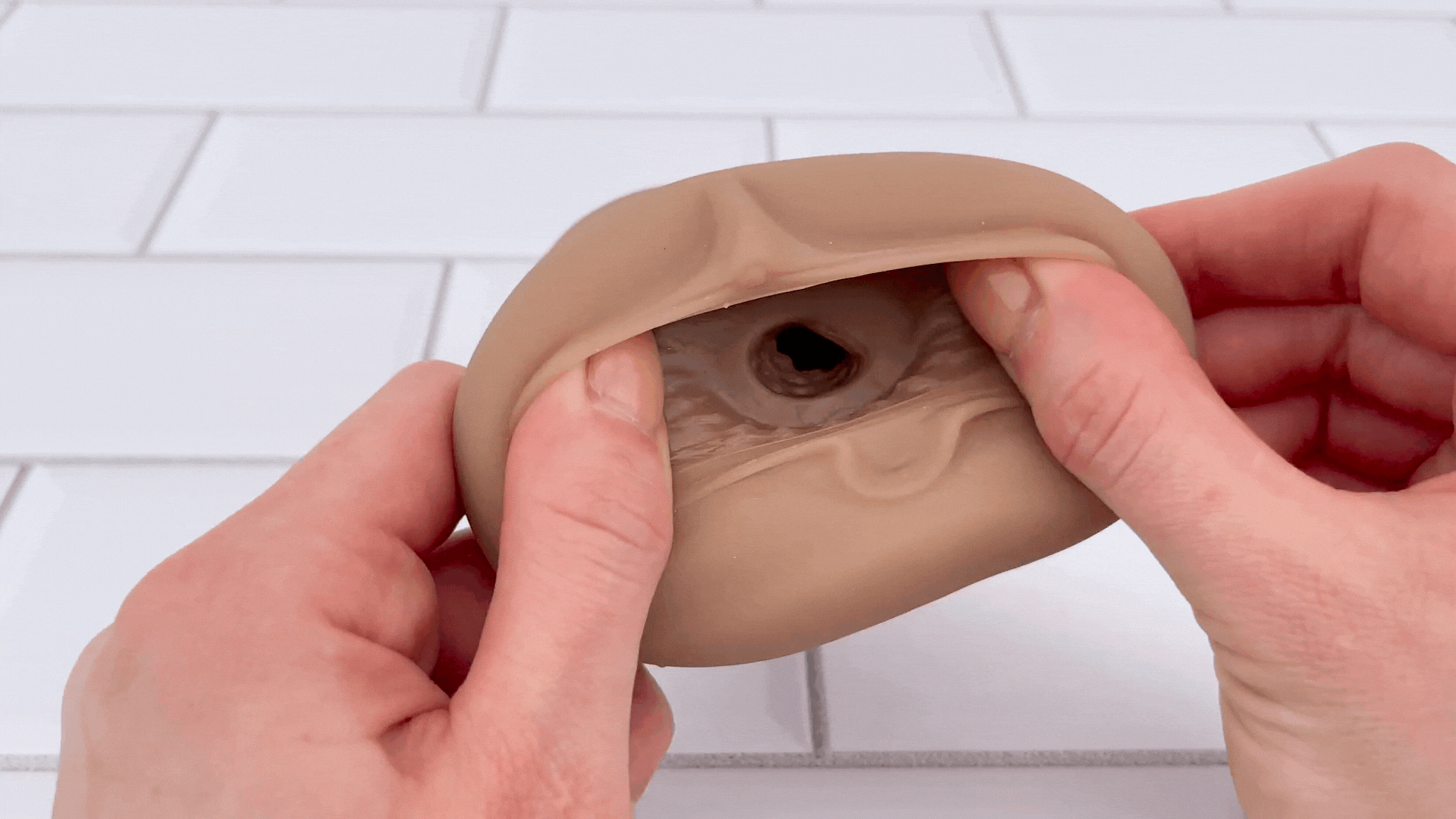 Easy Grip Pocket Pussy Masturbator